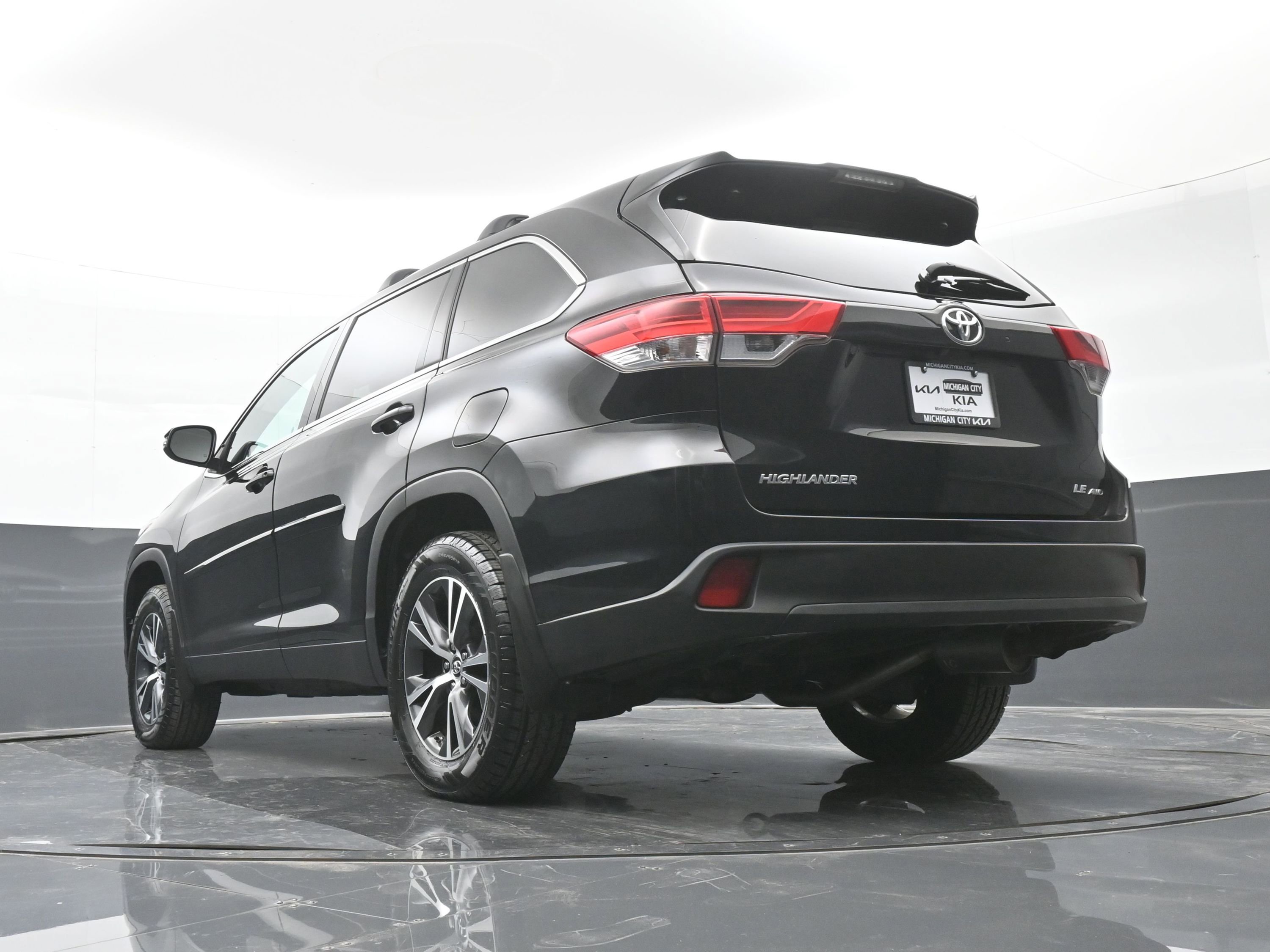 Used 2019 Toyota Highlander Plus image 41