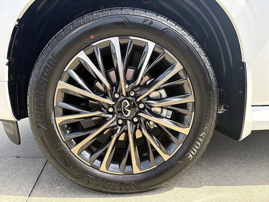 New 2026 INFINITI QX80 Autograph image 7