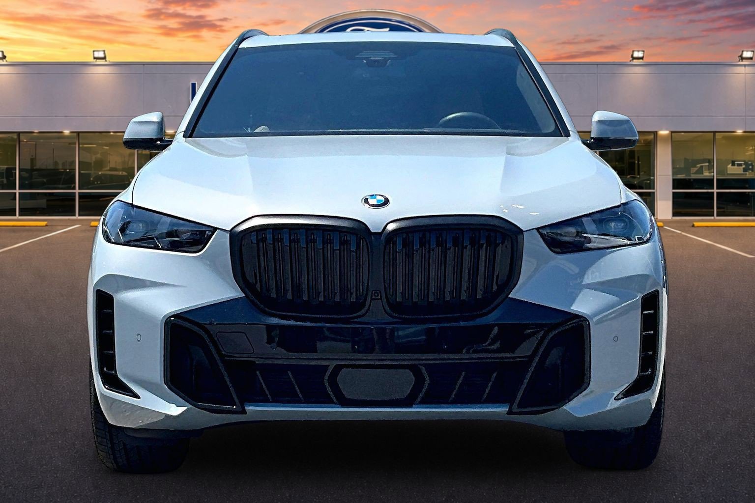 Used 2026 BMW X5 xDrive40i w/ Executive Package AWD/4WD image 3