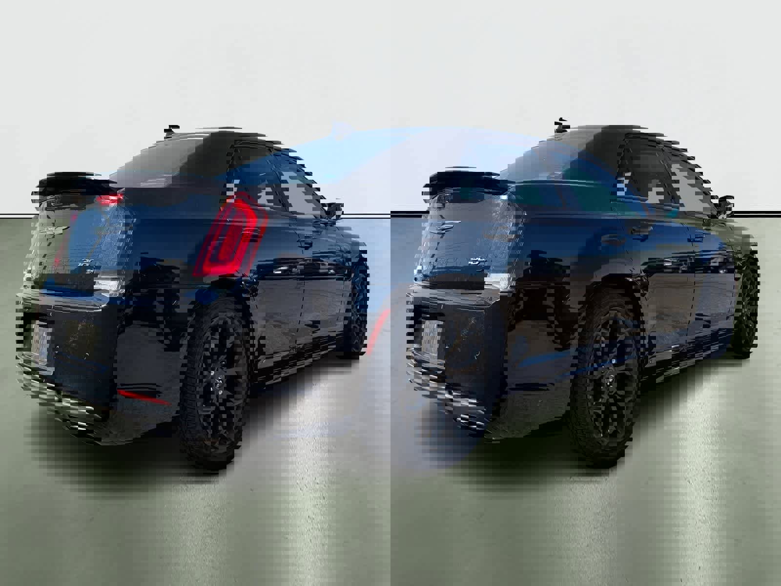 Used 2017 Chrysler 300 S w/ 300S Premium Group image 4