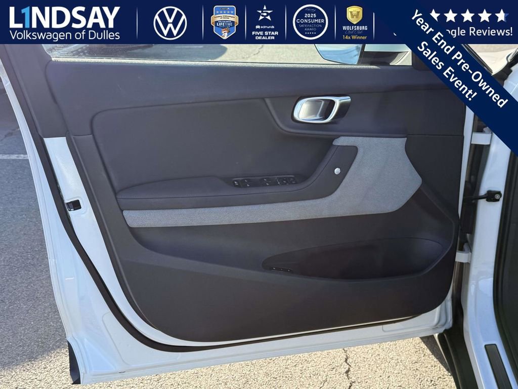 Used 2022 Polestar Polestar 2 w/ Plus Package image 9