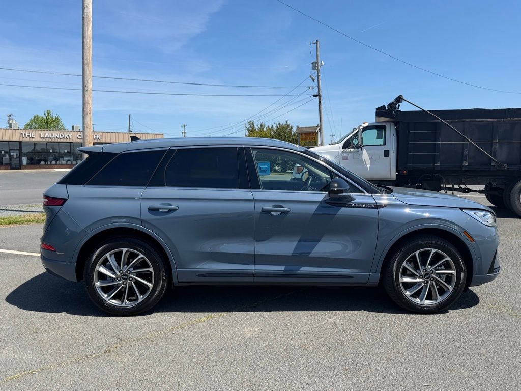 Used 2023 Lincoln Corsair Grand Touring w/ Equipment Group 302A image 2