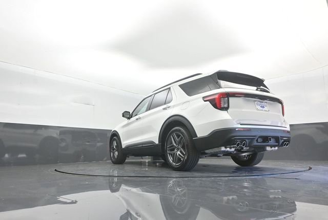 New 2026 Ford Explorer ST w/ Sun And Sound Package image 32