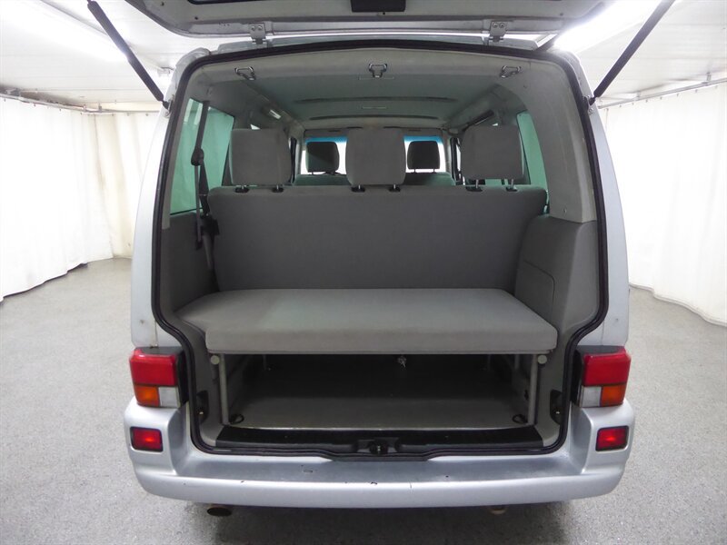 Used 2002 Volkswagen Eurovan MV FWD image 24