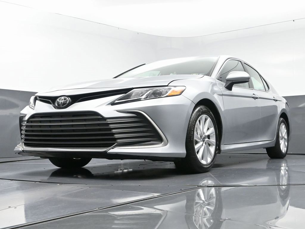 Used 2024 Toyota Camry LE image 48