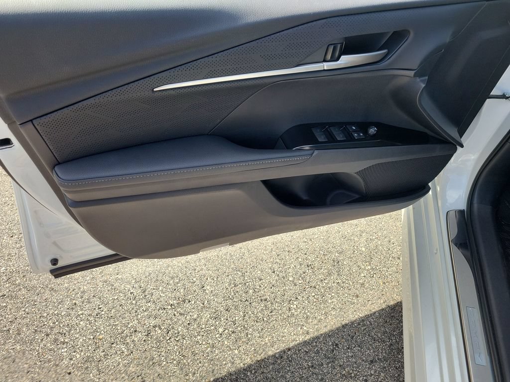 New 2026 Toyota Camry XSE FWD image 19
