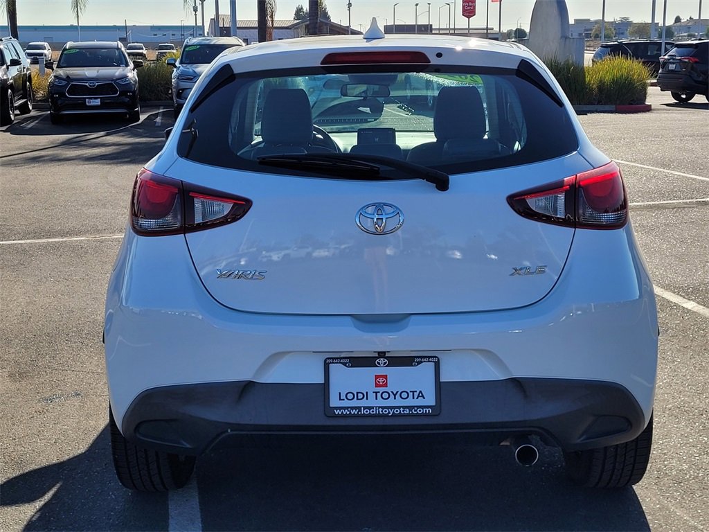 Used 2020 Toyota Yaris XLE image 5