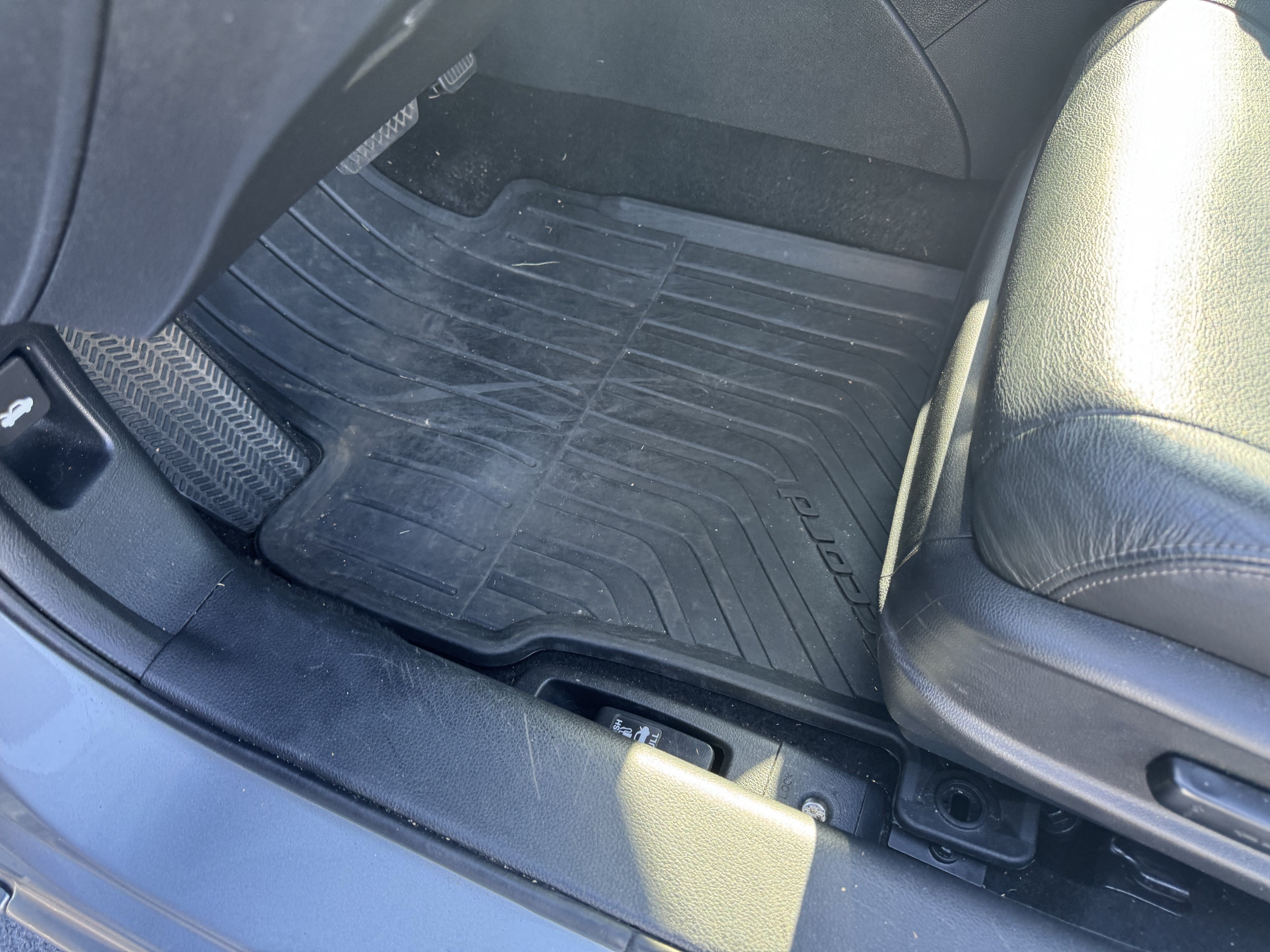 Used 2017 Honda Accord EX-L image 23