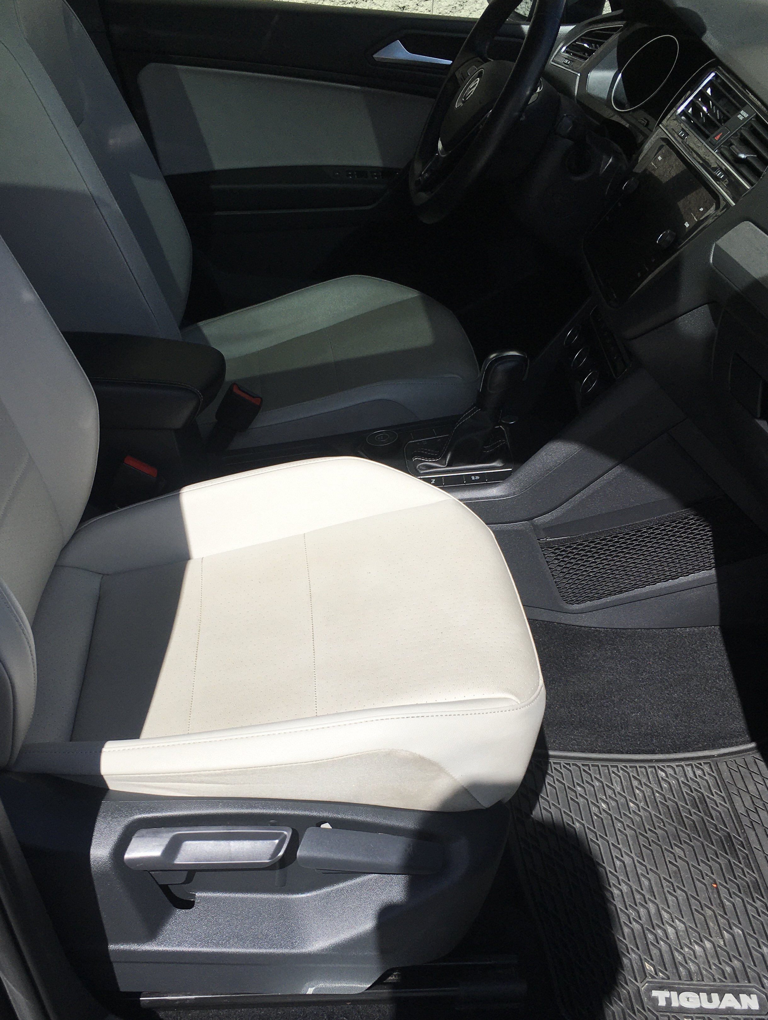 Used 2021 Volkswagen Tiguan S AWD/4WD image 7