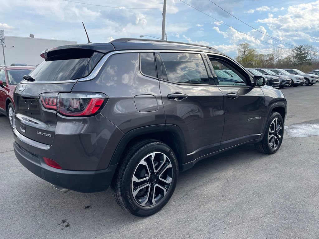 Used 2022 Jeep Compass Limited AWD/4WD image 8