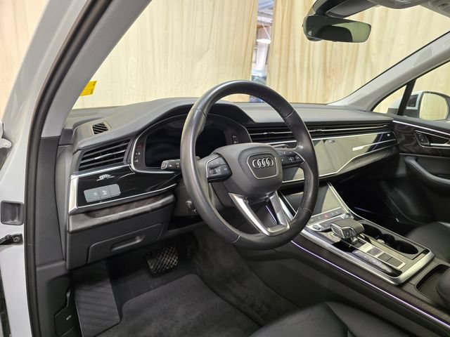 Used 2023 Audi Q7 3.0T Premium Plus AWD/4WD image 17