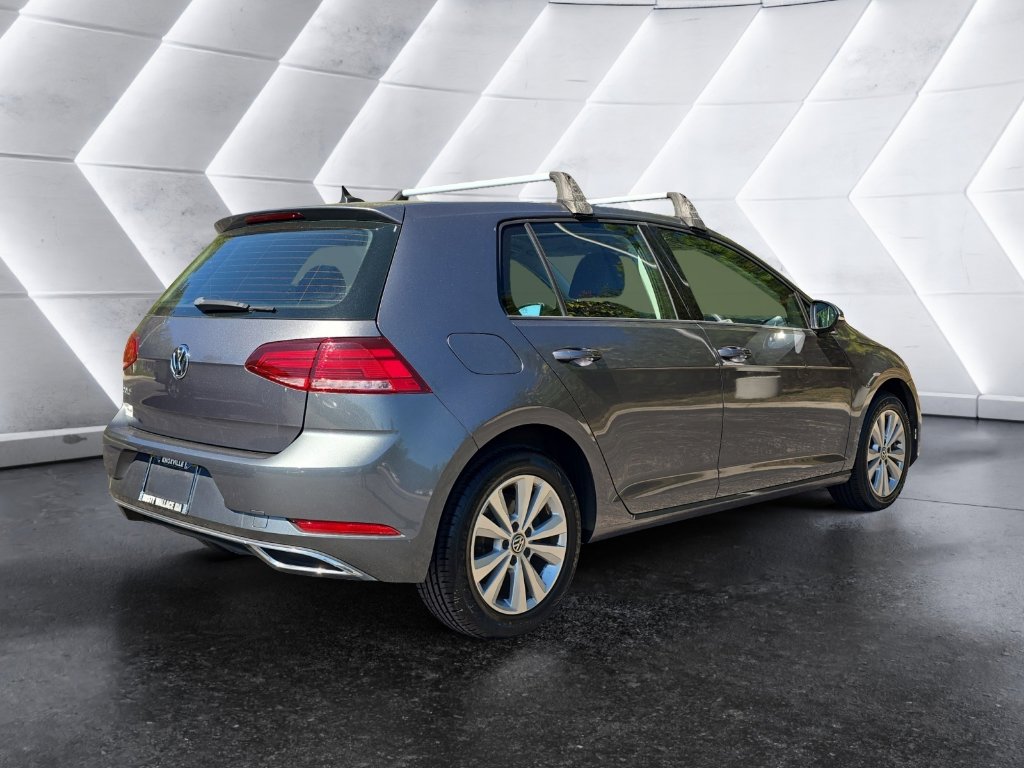 Used 2021 Volkswagen Golf 4-Door image 5