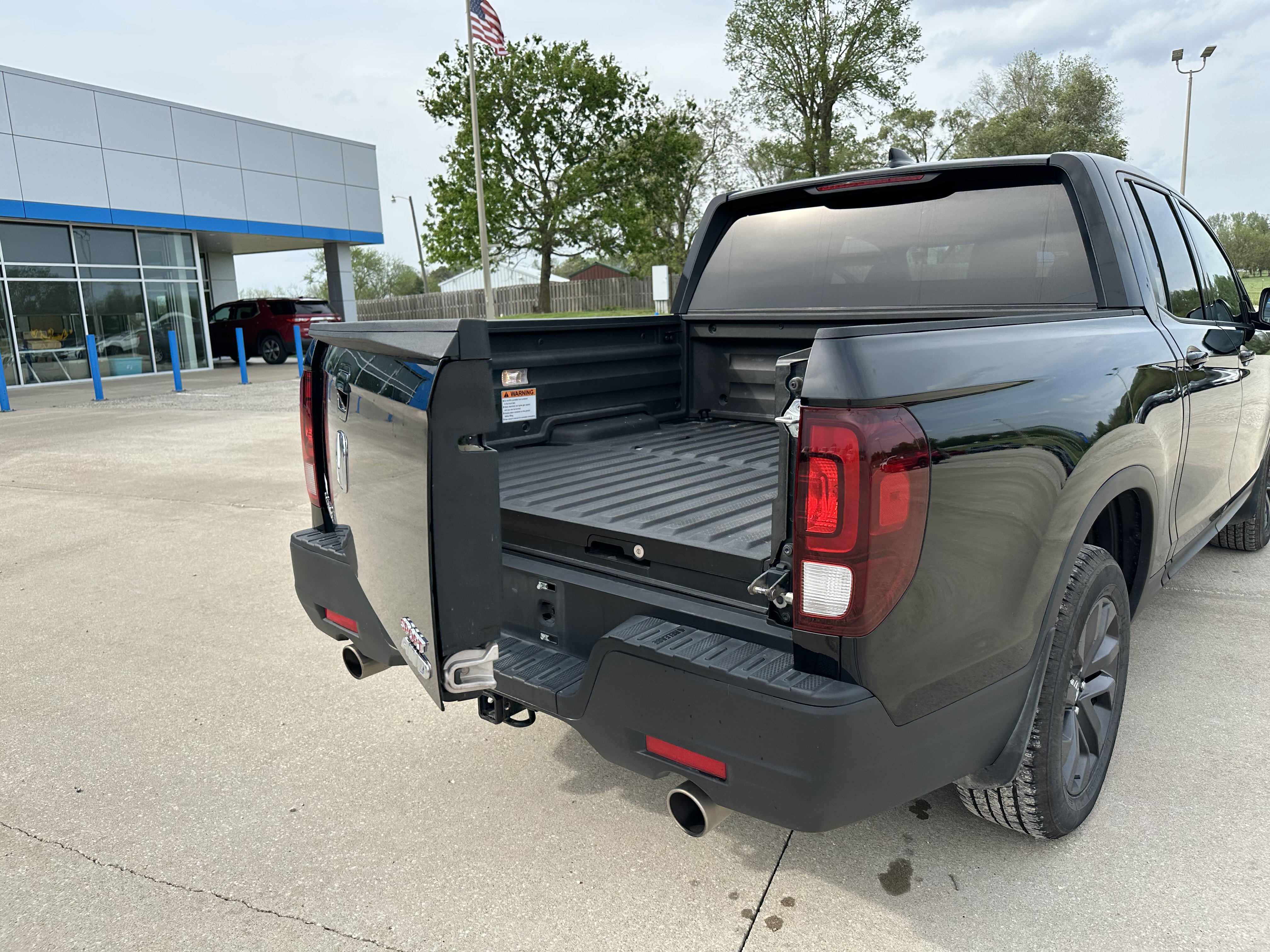 Used 2021 Honda Ridgeline Sport image 10