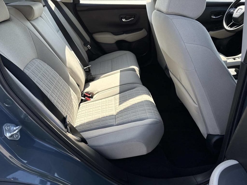 Used 2025 Honda HR-V LX image 21