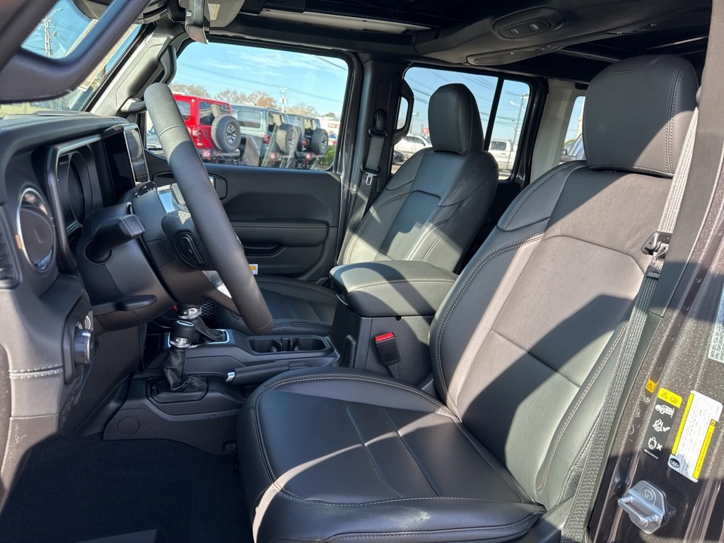 New 2026 Jeep Wrangler Sahara image 31