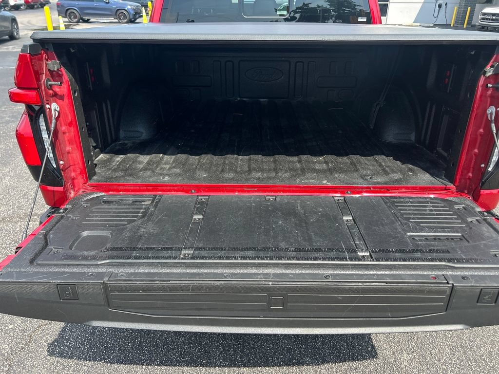 Used 2025 Ford F150 Lightning Lariat AWD/4WD image 28