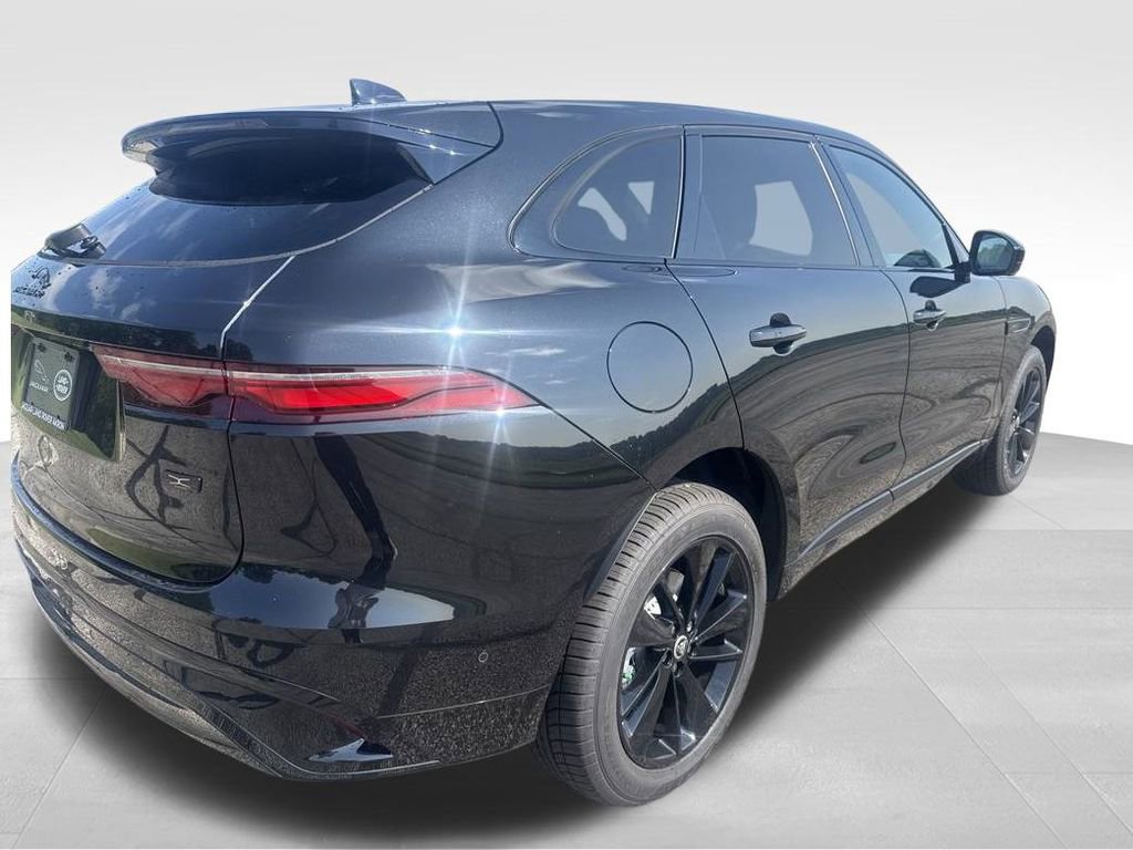 New 2026 Jaguar F-PACE R-Dynamic S image 5