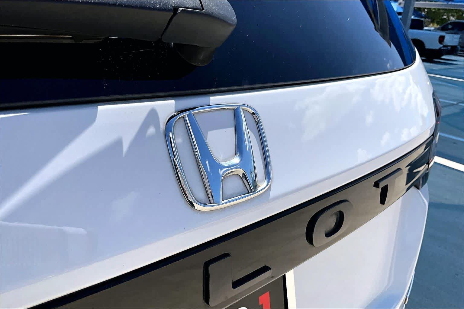 Used 2024 Honda Pilot Touring image 30