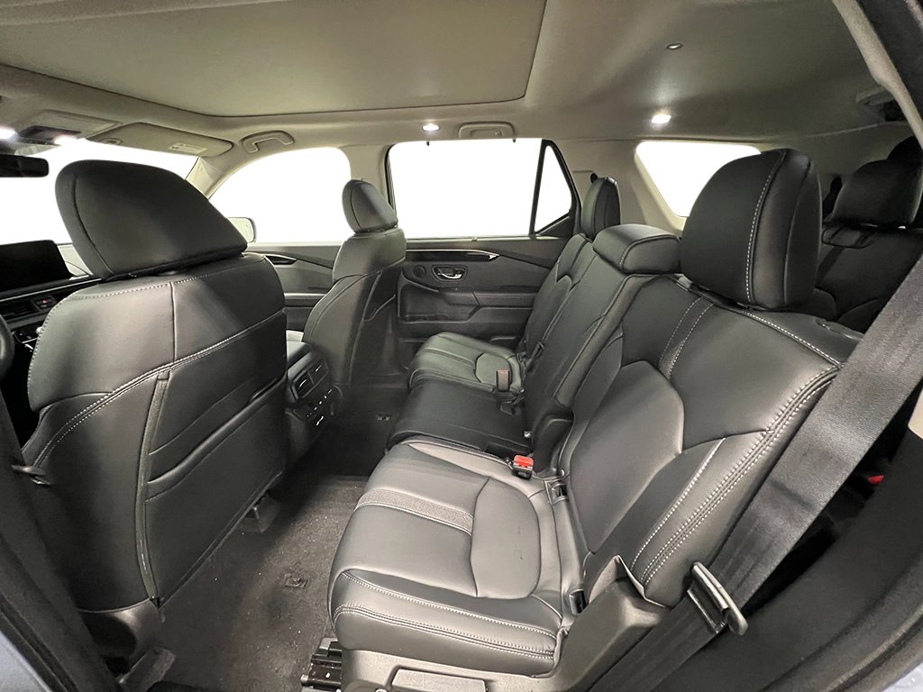 New 2025 Honda Pilot Touring image 32