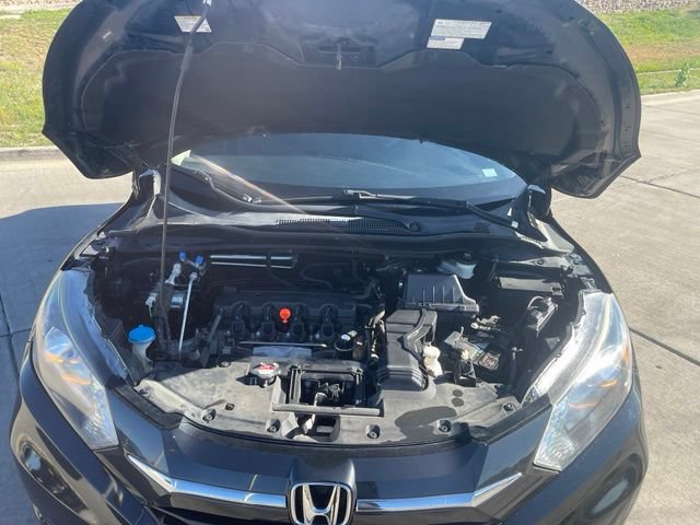 Used 2016 Honda HR-V LX image 35