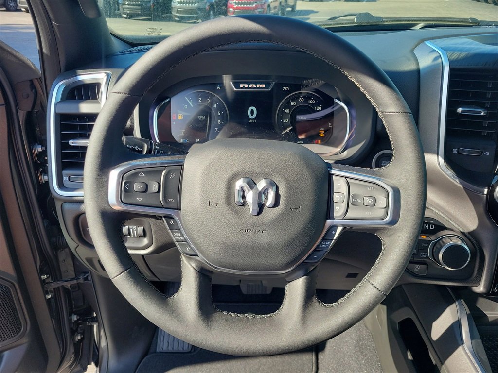 New 2026 RAM 1500 4x4 Crew Cab image 5