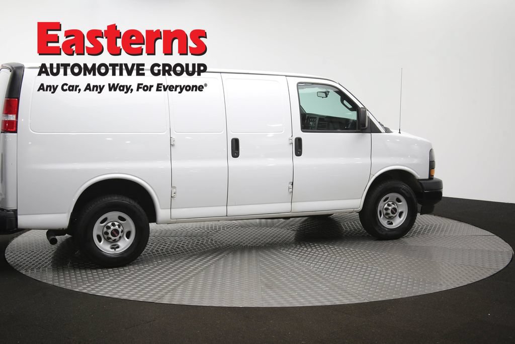 Used 2020 GMC Savana 3500 w/ Driver Convenience Package RWD image 43
