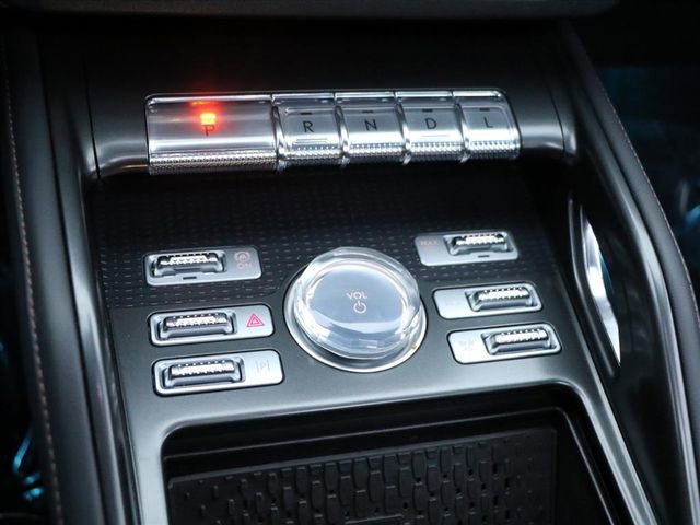 Used 2024 Lincoln Nautilus Reserve w/ Equipment Group 202A image 21