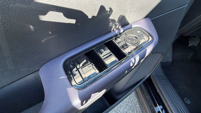 New 2026 Nissan Leaf SV+ w/ Floor Mat Package (SV+) image 20