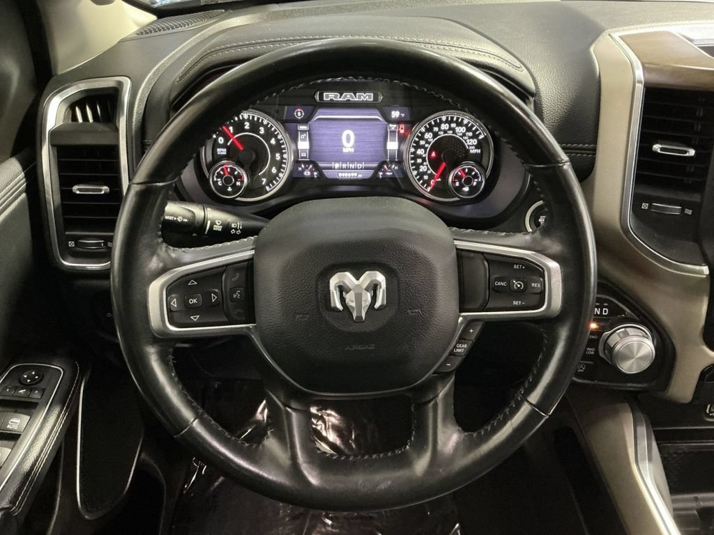 Used 2022 RAM 1500 Laramie AWD/4WD image 17