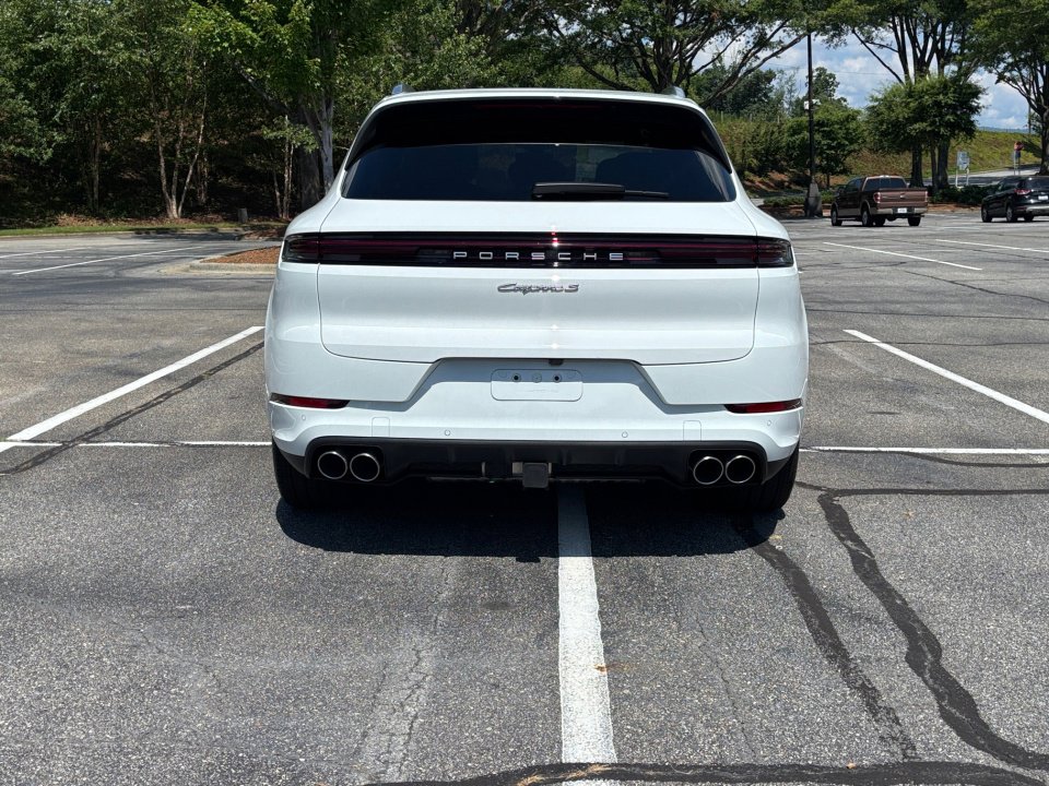 New 2025 Porsche Cayenne S AWD/4WD image 6