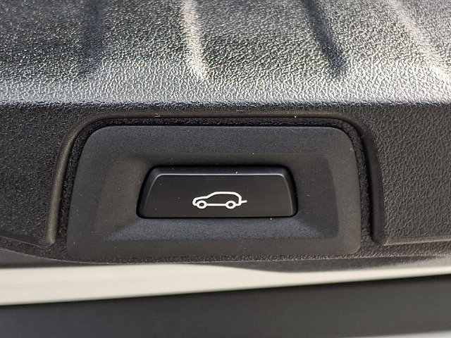 Used 2026 BMW X5 xDrive40i AWD/4WD image 29