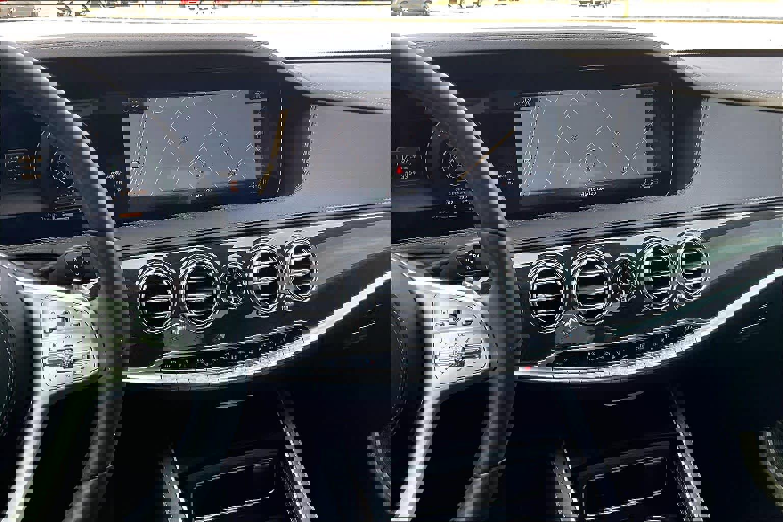 Used 2019 Mercedes-Benz S 450 Sedan image 7