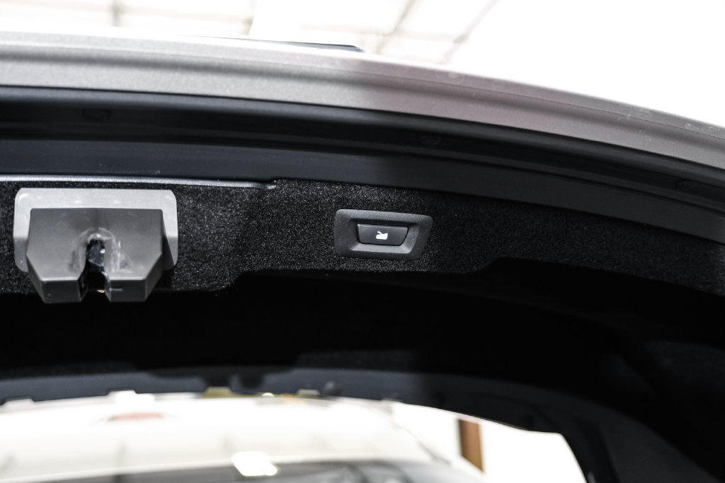 Used 2025 Lucid Air Touring AWD/4WD image 56