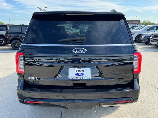 Used 2022 Ford Expedition Max Limited w/ Equipment Group 303A AWD/4WD image 6