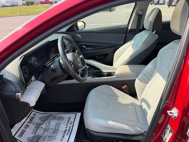 Used 2025 Hyundai Elantra Limited FWD image 10