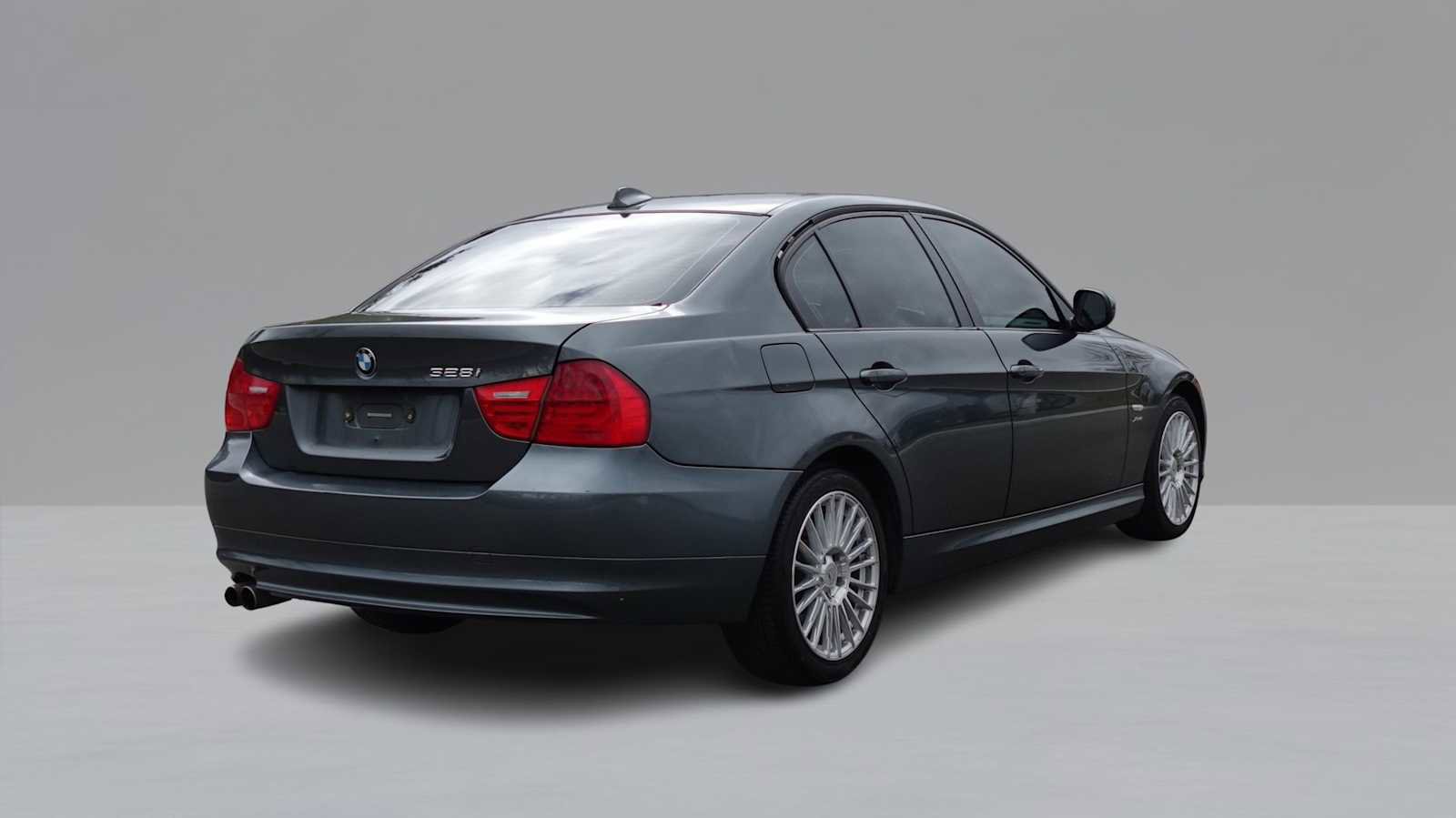 Used 2011 BMW 328i xDrive 328i xDrive image 5