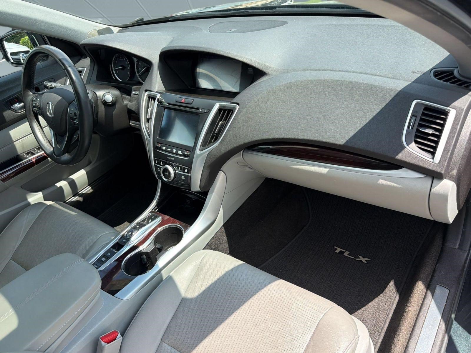 Used 2015 Acura TLX V6 SH-AWD w/ Technology Pkg image 31