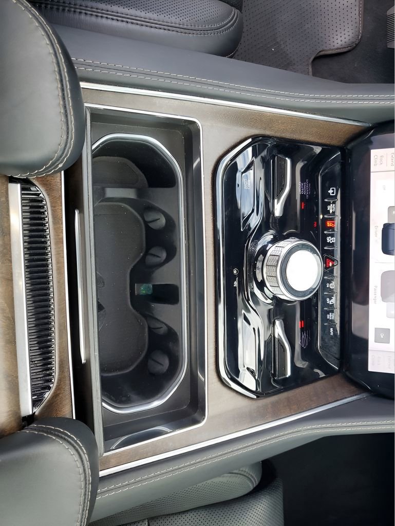 Used 2023 Jeep Grand Wagoneer 4WD image 43