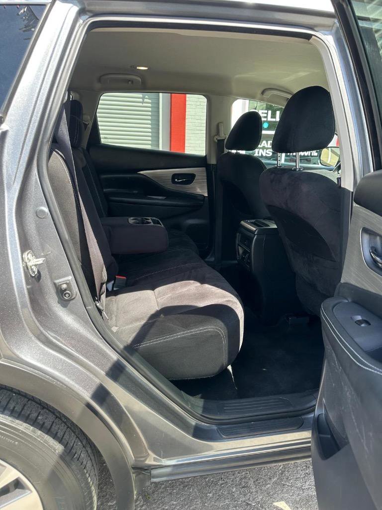 Used 2017 Nissan Murano SV FWD image 28