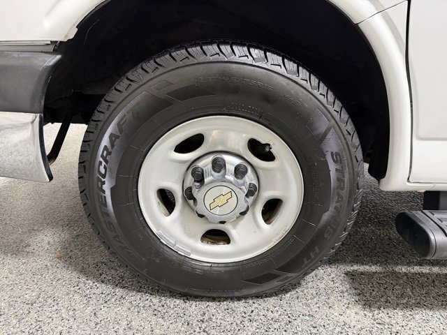 Used 2015 Chevrolet Express 3500 LT w/ LT Preferred Equipment Group image 20