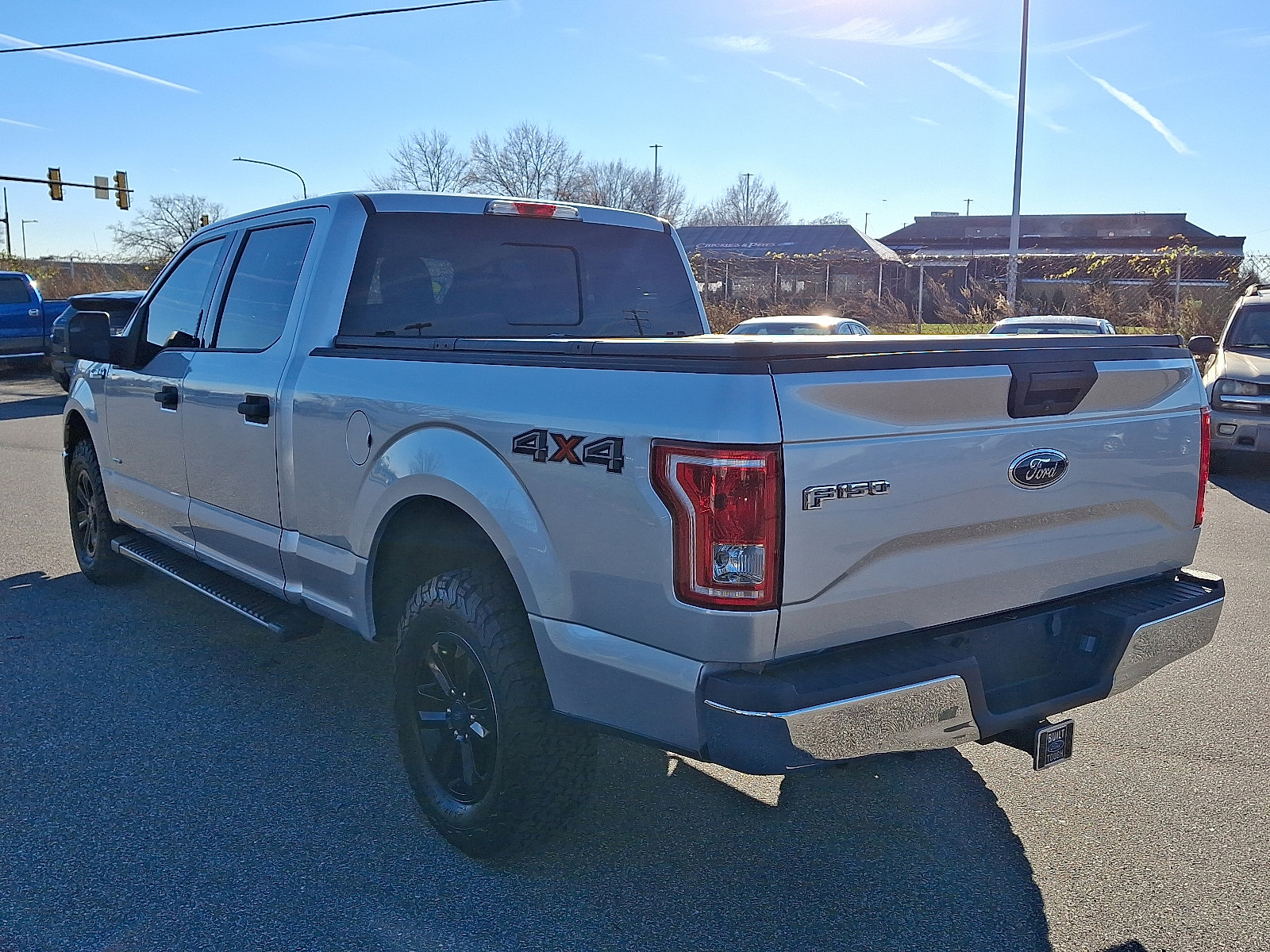 Used 2015 Ford F150 XLT w/ Equipment Group 301A Mid image 4