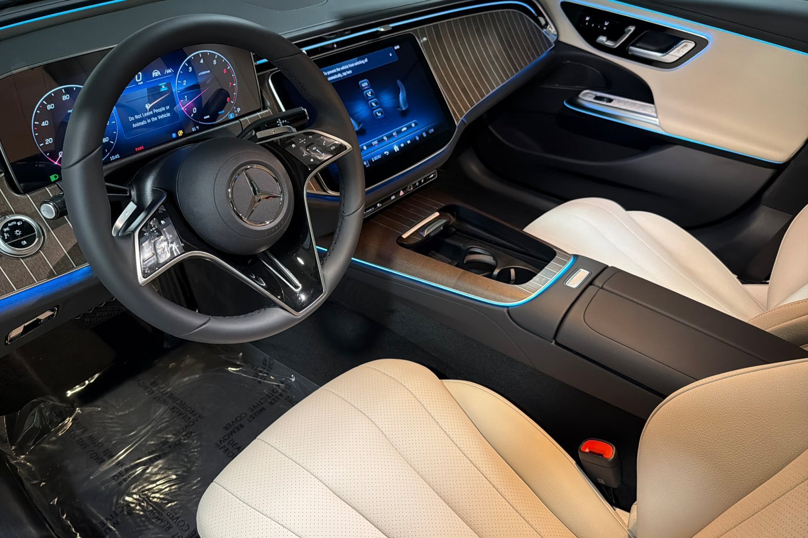 New 2027 Mercedes-Benz E 450 4MATIC Sedan image 9