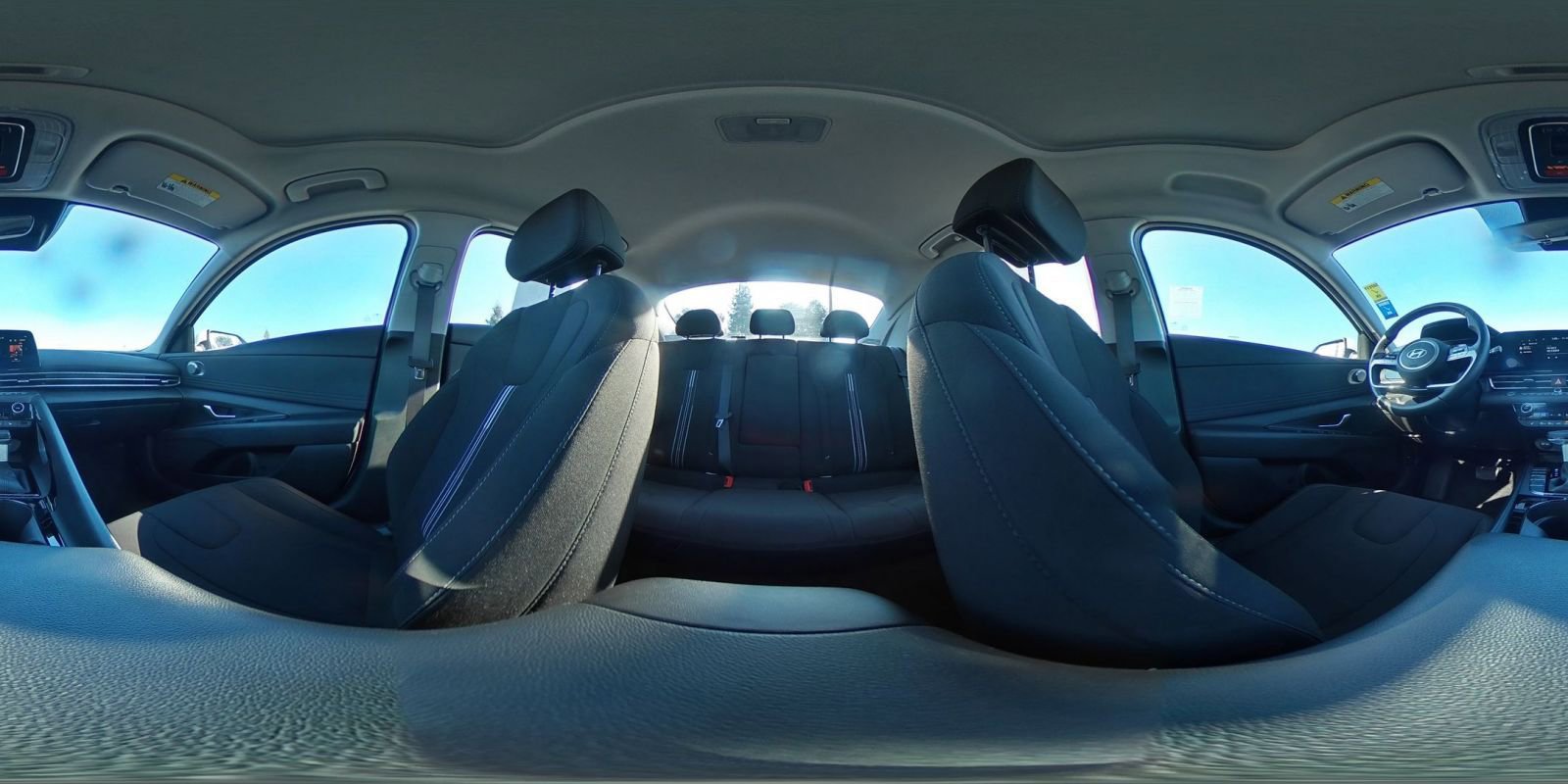 Used 2025 Hyundai Elantra SEL image 42