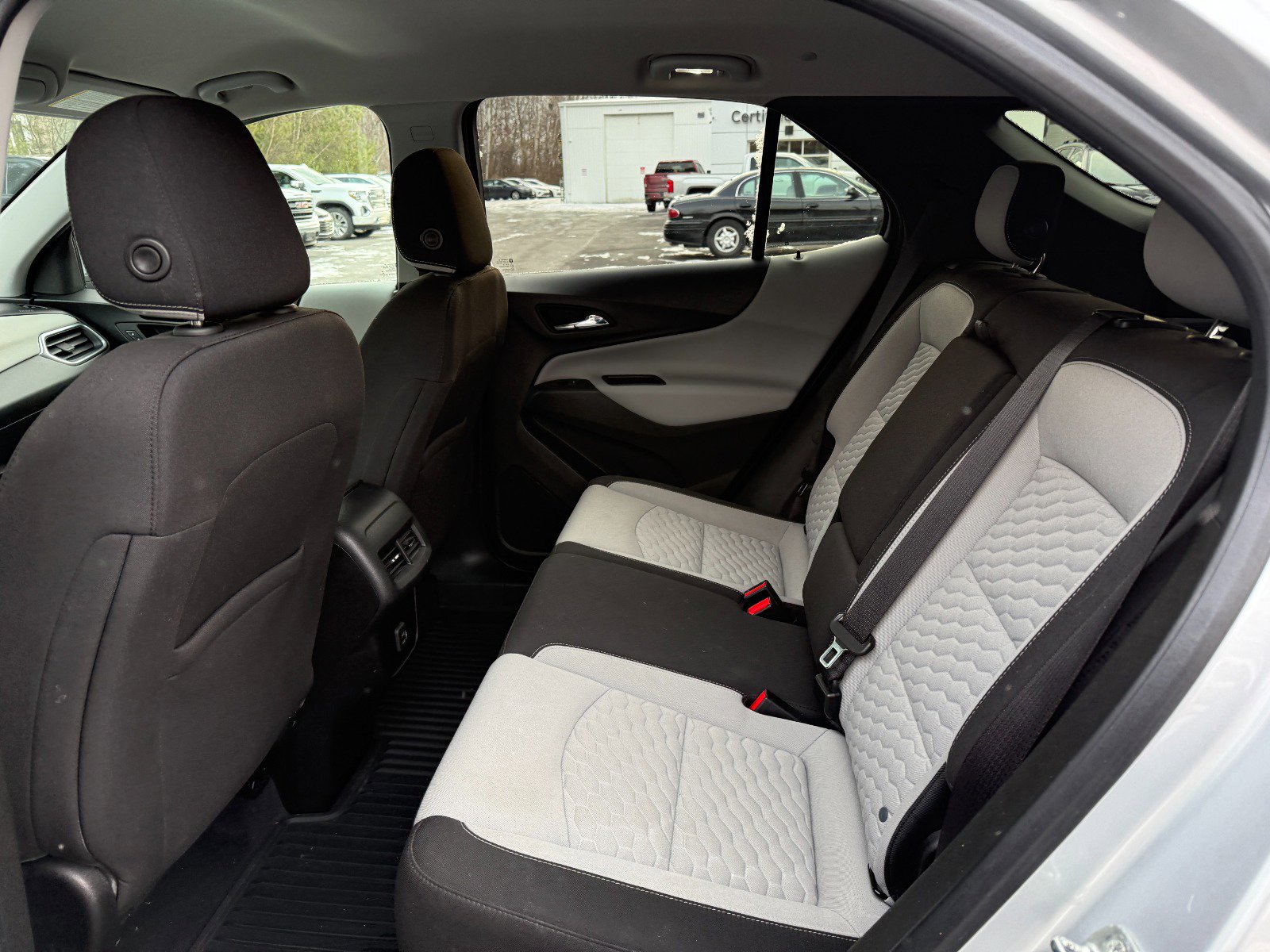 Used 2019 Chevrolet Equinox LT image 16