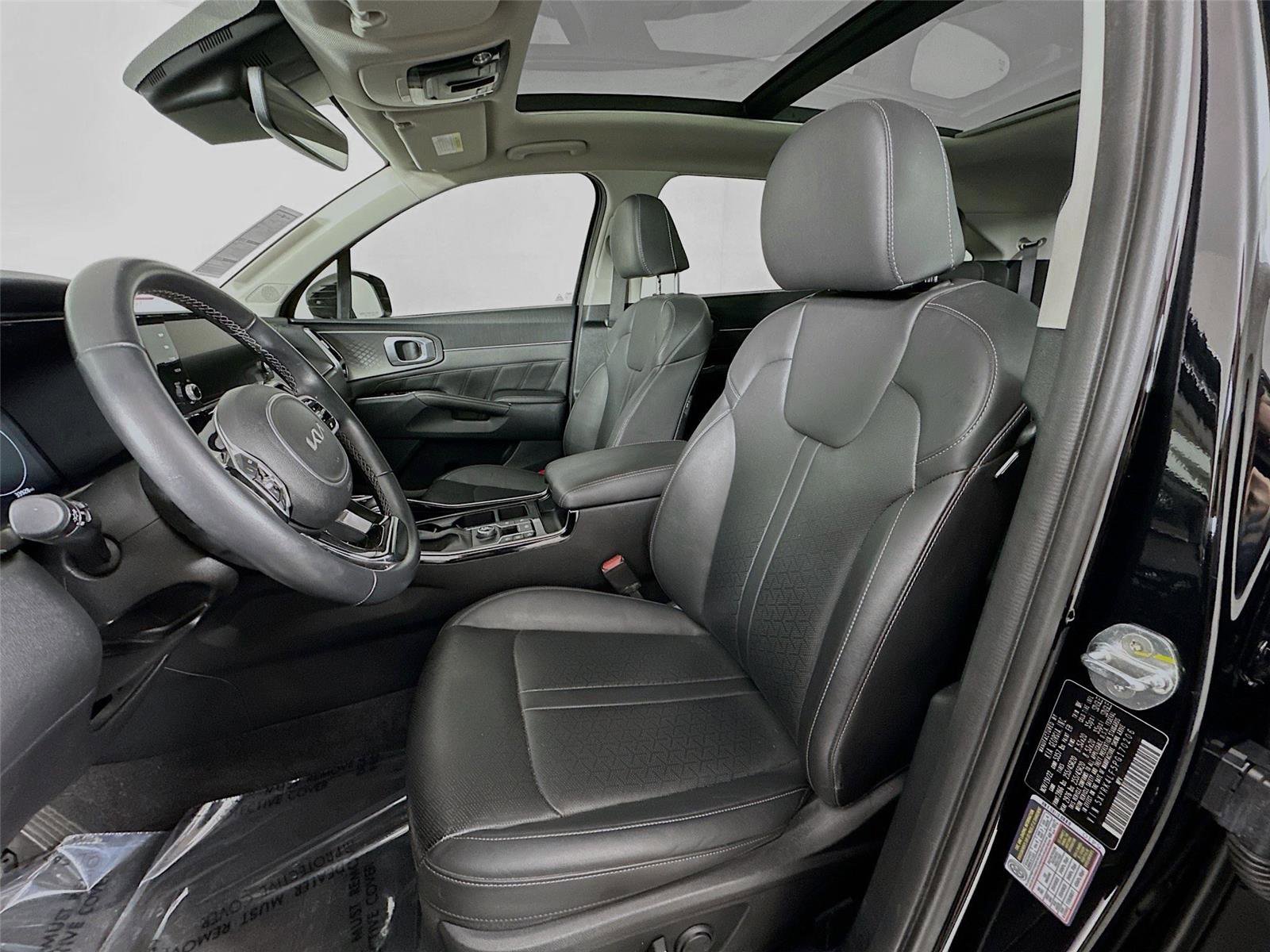 Used 2023 Kia Sorento SX image 17