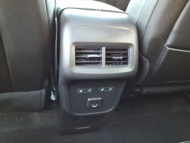 Used 2023 GMC Terrain Denali w/ Denali Premium Package image 17