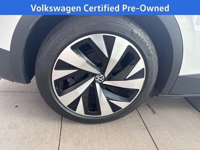 Certified 2021 Volkswagen ID.4 Pro S w/ Gradient Package image 15