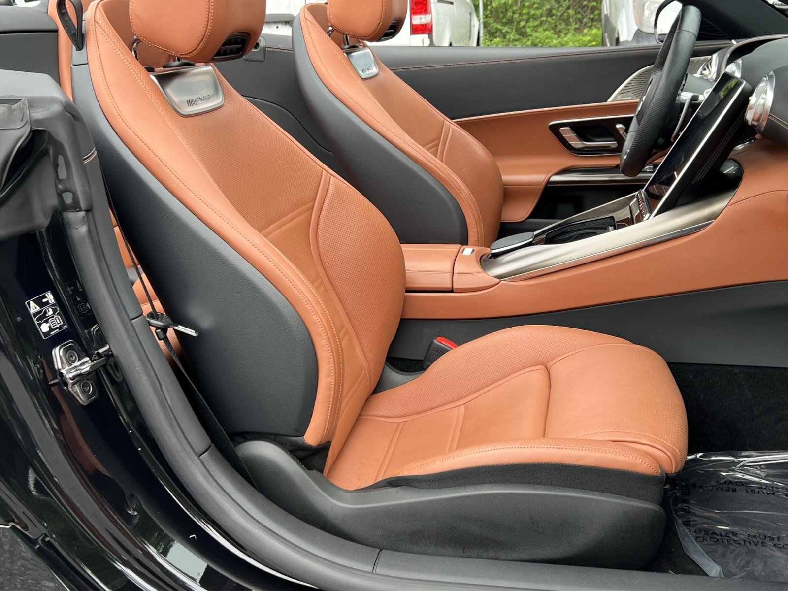 Certified 2022 Mercedes-Benz SL 55 AMG 4MATIC w/ Driver Assistance Package image 33