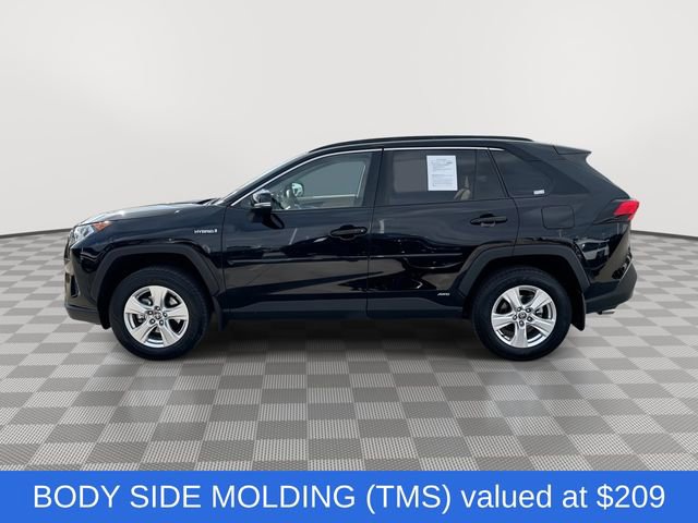 Used 2021 Toyota RAV4 XLE w/ Convenience Package image 6