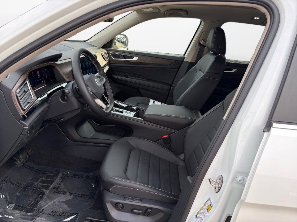 New 2026 Volkswagen Atlas SEL image 9